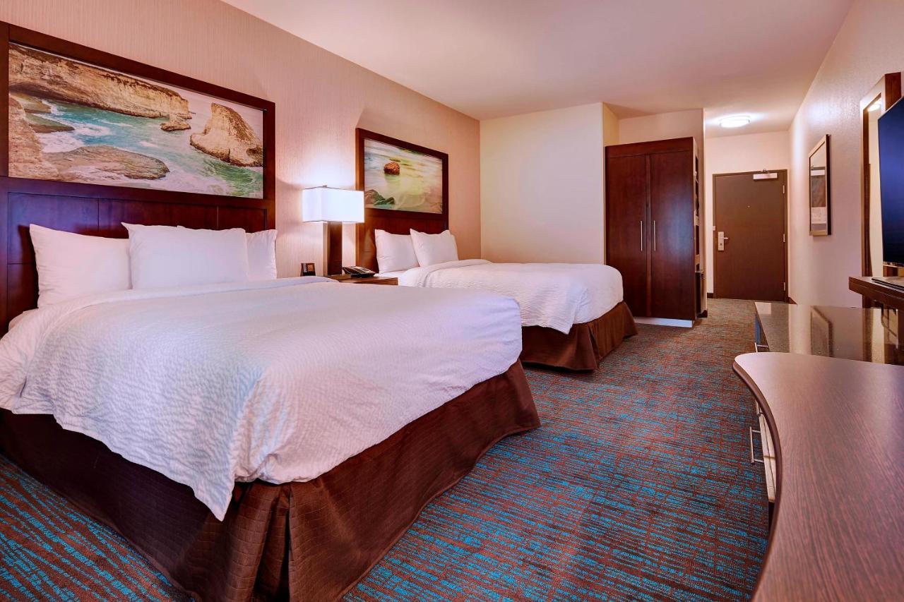 Fairfield Inn & Suites By Marriott San Diego Карлсбад Екстериор снимка