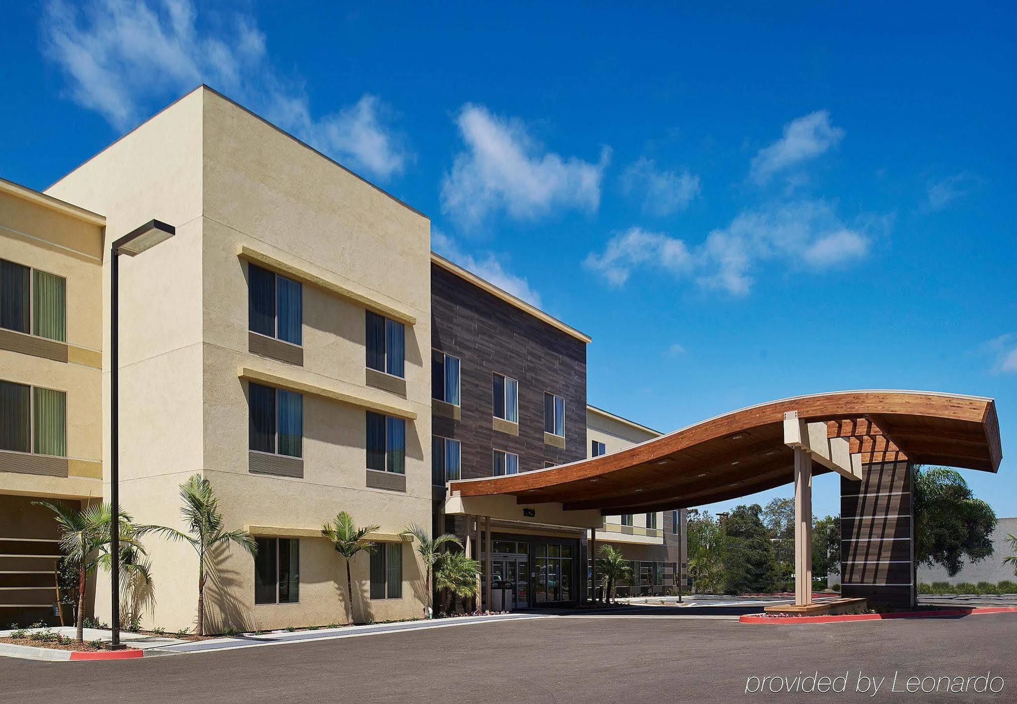 Fairfield Inn & Suites By Marriott San Diego Карлсбад Екстериор снимка